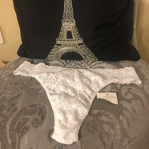 Hanky Panky Original Rise Thong Panties White New